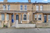 Spacious 3 Bed Contractor & Family Home in Bath - B&B Bath