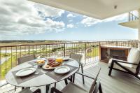 Bayline Apartment Beachfront, Lagoon View & Spa - Ferienwohnung Armação de Pêra