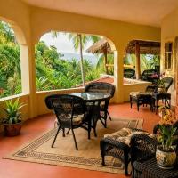 Villa Attalea Rainforest Pool Walk to Town - Ferienwohnung Santa Elena