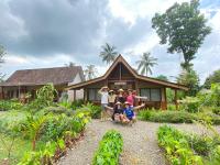 Pesona Java Ijen Homestay - Bed and Breakfast Jambu