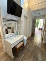The Palms Guest House - Bed and Breakfast Hartswater