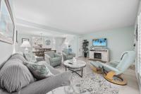 Townhome 1 Block from Myrtle Beach - B&B Myrtle Beach