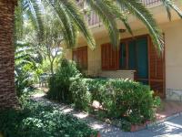 Sea View Garden Beach Home - B&B Cefalù