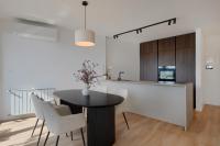 Fiorea Apartment - Pula City Center With Private Garage Parking - B&B Pula