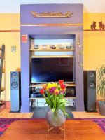 Serene Asian-Inspired Home with Garden & Parking - Ferienwohnung Bristol