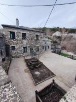 HerbStone Lodges - B&B Asprángeloi