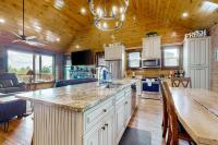 Luxe Mtn View Cabin Sleep 8 Hot Tub Games Theater - B&B Sevierville