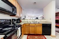 Mtn View Getaway Sleeps 6 Bunk nook Shared Pool - B&B Pigeon Forge