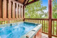 Cozy Log Cabin Sleeps 6 Hot Tub Resort Pool Views - Bed and Breakfast Pigeon Forge