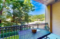 Central Condo Sleep 6 Balcony Shared Pool Hot Tub - Ferienwohnung Gatlinburg