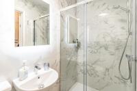 Camera Matrimoniale/Doppia con Letti Singoli con Bagno Privato