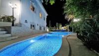 Silver Coast Pool and Resort Villas - B&B Arnal