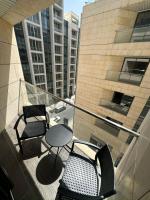 Damac Tower Amman Luxury Apartments - استوديوهات وشقق فاخرة - داماك عمان العبدلي - B&B Amman