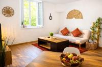 Le Joyau - Charme Romain - Hyper-Centre - Climatisé & Calme - Bed and Breakfast Orange