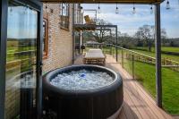 5-Bed Holiday Home with Hot Tub near Shrewsbury - Chambres d'hôtes Shrewsbury