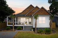 Oak Island Lux Cottage Fenced Yard & Heated Pool - B&B Oak Island