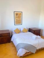 Seafront apartment overlooking Tangier Marina - B&B Tangeri