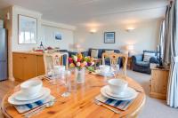 2 Bed in Clifton Court oc-fl24 - B&B Croyde