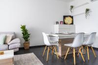 Luxury Penthouse Suite Near University of Nicosia - Chambres d’hôtes Ágios Dométios