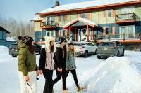 Elevated Ski Chalet at Powderhorn Mountain - B&B Bessemer