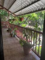 Residencial De Rosas - B&B La Cruz de los Reyes