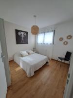 Chambres 24h & GP Moto - B&B La Bazoge