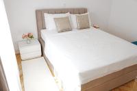 Apartments Deni - B&B Kutleše