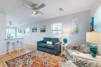 Condo with beach access resort pools & relaxing balcony - B&B Destin