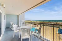 Beautiful beachfront condo with shared pool & beach access - B&B Fort Walton Beach