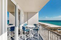 7th-floor bright open condo - close to dining with Gulf front views - B&B Navarre