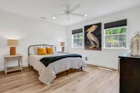 Snowbird-friendly home near the beach with large yard for dogs boats trailers - Chambres d'hôtes Santa Rosa Beach