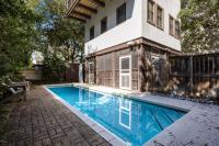 Home steps from the beach with plunge pool gas grill scenic balcony & AC - B&B Santa Rosa Beach