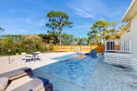 Beach retreat with open layout AC private pool fire pit & grill - B&B Port Saint Joe
