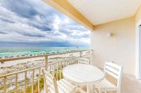 Beautiful Gulf Condo with Balcony Outdoor Shower & Shared Pool - B&B Destin