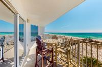 Relaxing oceanfront escape with fitness center shared pool & views - B&B Fort Walton Beach
