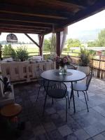 Au Bourg - Ferienwohnung Le Landeron