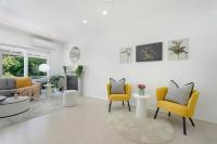 Harmony Swimming Pool Villa - Bed and Breakfast Sydney