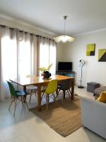 Casinha Sub-Vila Grupo BEIRA-MAR - Bed and Breakfast Nazaré