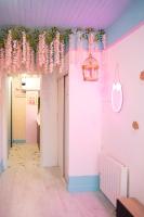 Chez Barbie - 2 personnes - Appartement Insolite - B&B Tarbes