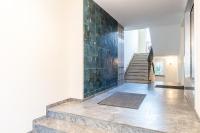 Premium FeelGood Gruppenapartment - Bis zu 8 Personen - 120 qm - 2 Bäder - Whirlpool, Sonnenterrasse & Grill - Im Herzen Kassels - B&B Kassel