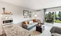 Riverview Pet Friendly Condo in Downtown Bend - B&B Bend