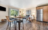 Gorgeous Condo near Downtown & the Deschutes River - Chambres d'hôtes Bend