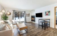 Ground-floor Bend Condo near Pioneer Park - B&B Bend