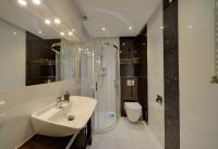 One-Bedroom Apartment with Terrace