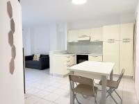 SE214 - Senigallia, comodo bilocale vicino al centro con corte esclusiva - B&B Senigallia