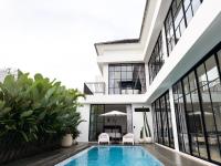 The W House, Luxury Villa 5 minutes from the beach - Chambres d'hôtes Uluwatu