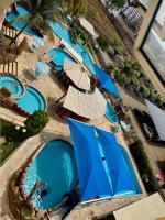 Caldas Novas - Piscinas e varanda - Lazer Completo - B&B Caldas Novas