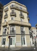 Glamour Suite1 next to Plaza de España - B&B Valencia