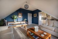 Stunning Sea View Home 2 Minutes Walk to the Beach - Chambres d'hôtes Bournemouth
