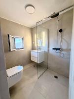 Sunny house, stunning Aegean Sea views. - B&B Spiliazéza